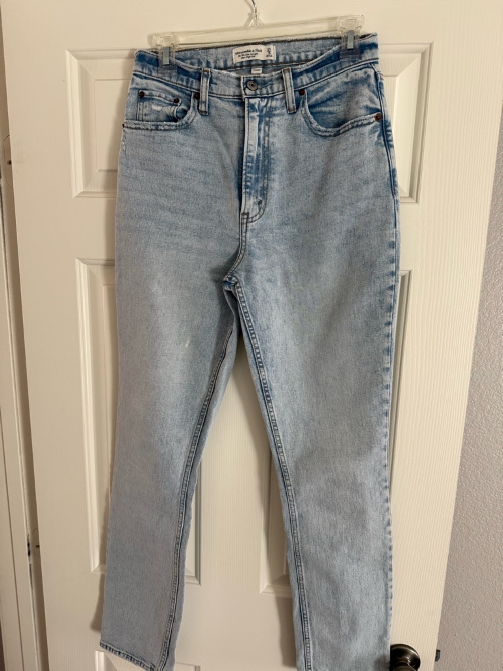 Abercrombie & Fitch Light Wash High Rise Women’s Jeans